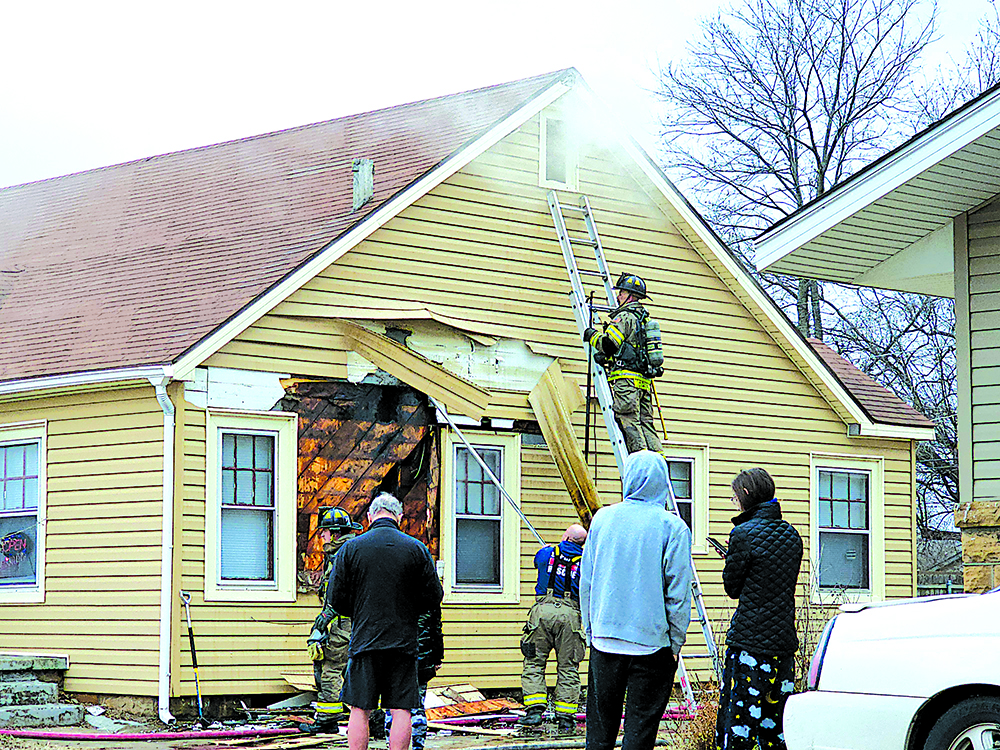 SATURDAY HOUSE FIRE Sapulpa Fire Department quickly responded to a fire on Main Street in Sapulpa. CHARLES BETZLER PHOTO