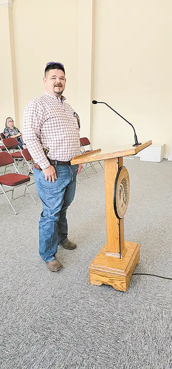 CHARLES BETZLER PHOTO UNDER-SHERIFF JOE THOMPSON addresses the Board at the weekly BOCC meeting on Monday.