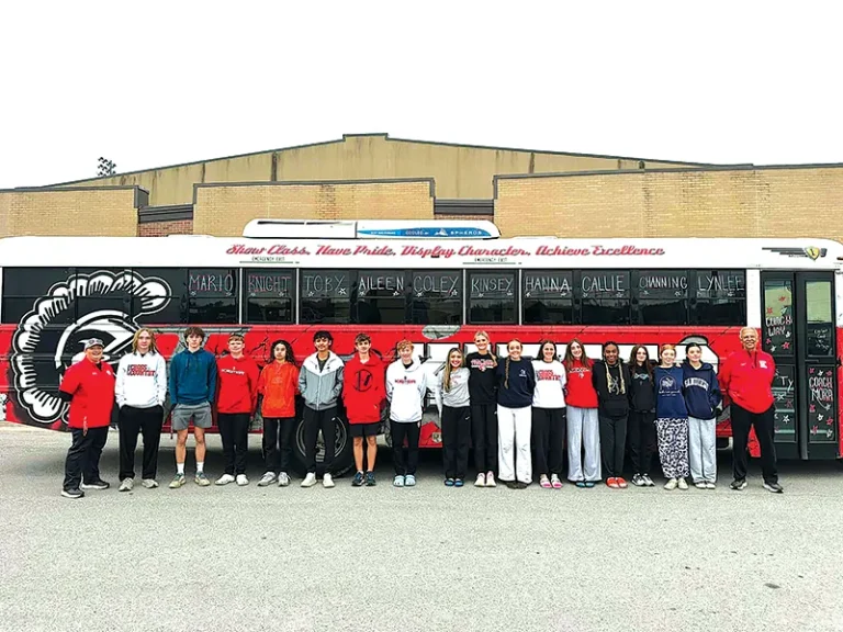 SUBMITTED PHOTOS
READY TO RUN! Kiefer’s full cross country team in front of the bus before leaving for state on
Saturday morning.