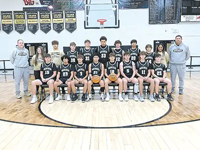 JOHN TRANCHINA PHOTO
2024-25 MOUNDS GOLDEN EAGLES BASKETBALL TEAM Back row, left to right: Assistant
coach Brad Smith, manager Abi Orr, manager Nicholas Besler, Londyn Swan, Nikko Willis,
Pearson Smith, Hunter Croffut, Bailey Spaniard, Dimitriy Reshetov, manager Kiki Gonzalez and
coach Jonathan Clay. Sitting: Rylan Pounds, Avi Tabora, Trey Edwards, Jordan Guerrero,
Jathan Clay, Dalton Nail, Rylan Wetzel and Brody Stevenson.